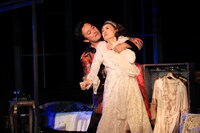 文学座公演「欲望という名の電車」より。（撮影：宮川舞子）