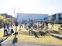 「三重県総合博物館MieMu テーマ曲発表イベント」より。（撮影：松原豊）