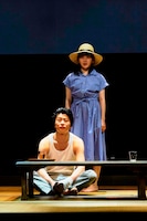 「夏の砂の上」より。（撮影：細野晋司）