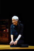 「夏の砂の上」より。（撮影：細野晋司）