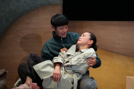 ジョンソン＆ジャクソン「どうやらビターソウル」より。（撮影：宮本雅通）