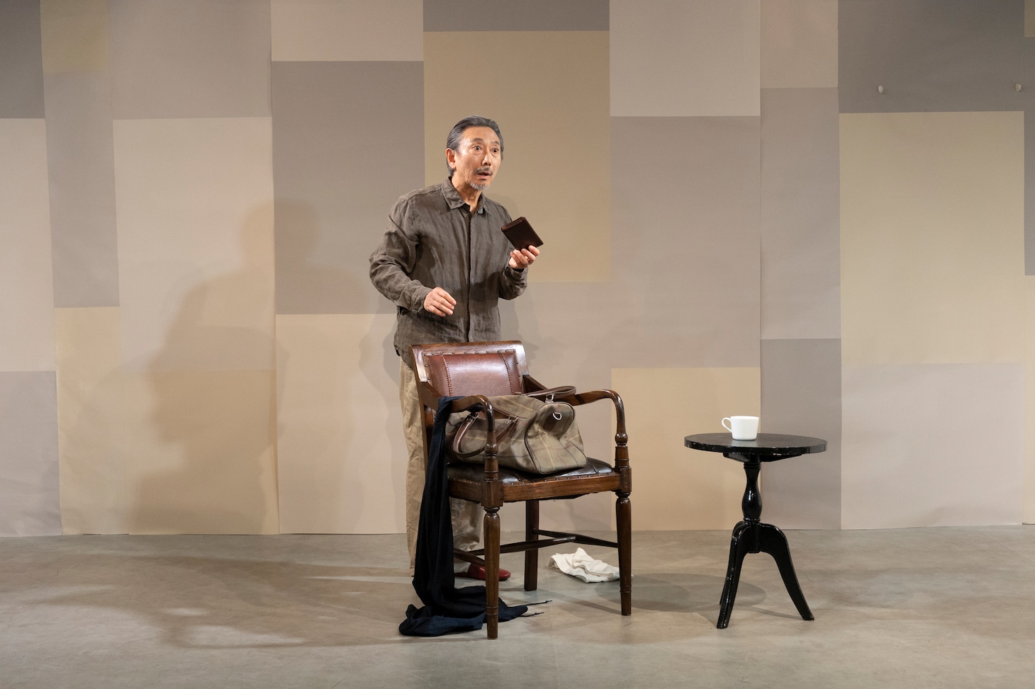 劇壇ガルバ「錆色の木馬」より。（撮影：加藤孝）