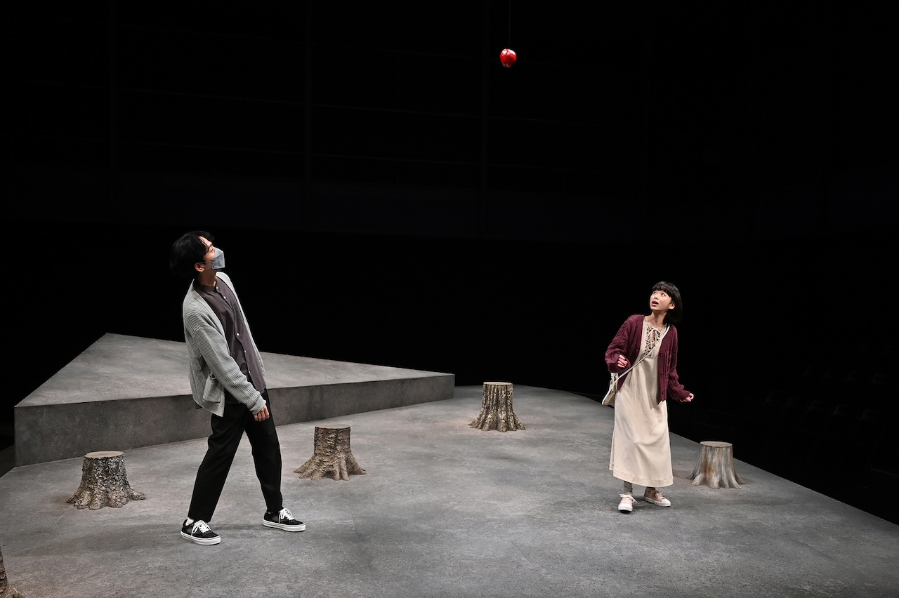 “リアルタイムな緊張と不安”を表現、KAAT×城山羊の会「温暖化の秋」開幕