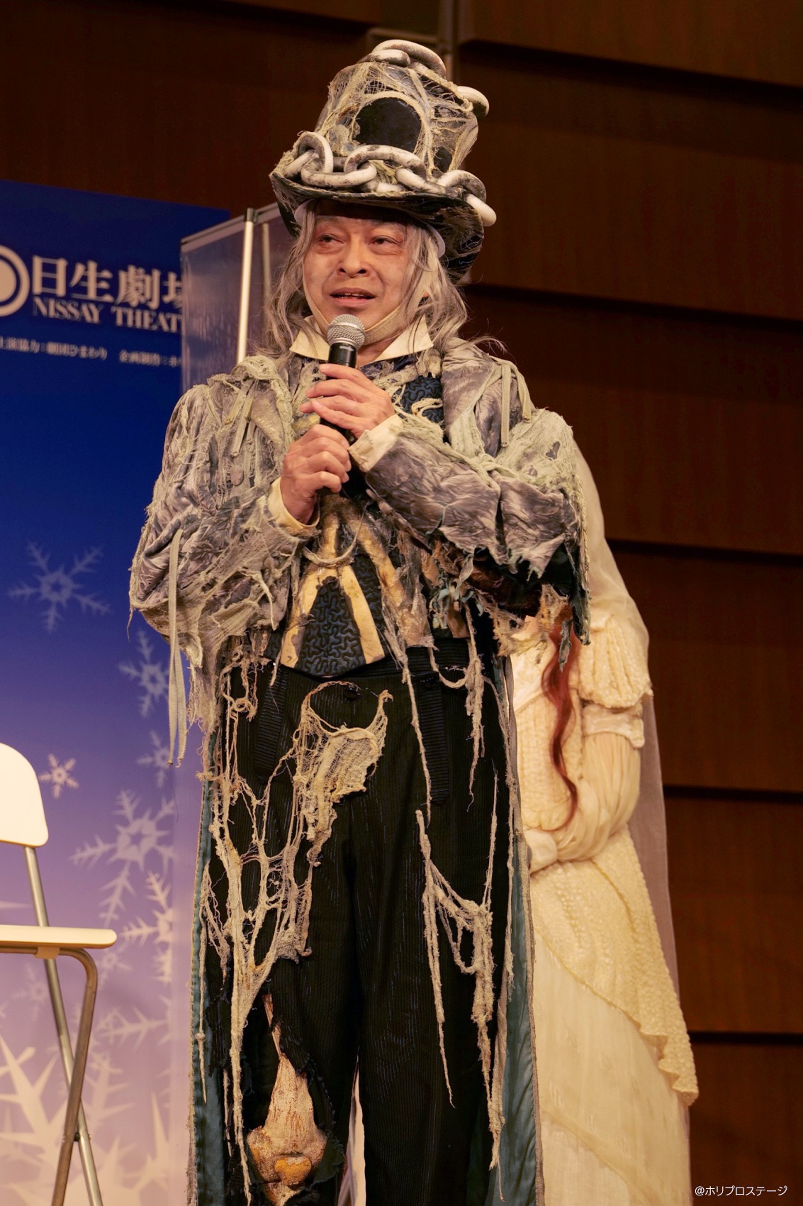 安崎求
