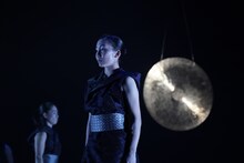 「鼓童ワン・アース・ツアー2022～ミチカケ」より。（撮影：岡本隆史）