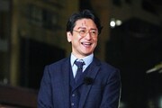 石丸幹二