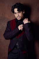 武井雷俊扮するレルマ。