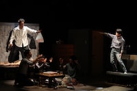 劇団600歳の会「迷惑な季節～おそらく諦めきれない数々のわたし達～」より。