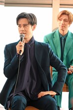 左からウエンツ瑛士、立石俊樹。