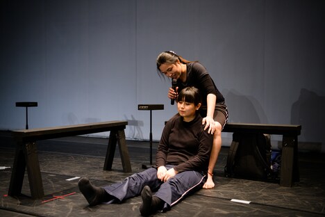 「Pamilya」より。（撮影：富永亜紀子）