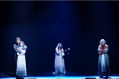 ミュージカル「スクルージ~クリスマス・キャロル~」より。(撮影:田中亜紀)