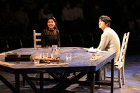 松本祐子が演出を手がけた、文学座附属演劇研究所研修科卒業発表会「かもめ」より。（撮影：宮川舞子）