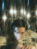 梅津瑞樹（撮影：神戸健太郎）