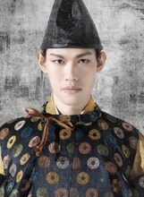 新井將扮する足利義昭。