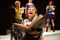 2022 TremendousCircus feminism year「メサイア・カーミラ」＆「FEMIKING」より。