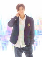 赤澤燈扮する真崎マサカズ。