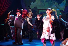 イッツフォーリーズ公演 ミュージカル「洪水の前」より。