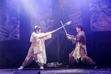 劇団壱劇屋 五彩の神楽「荒人神」より。（撮影：河西沙織）