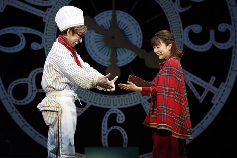 クリスマス☆リーディングステージ「クリスマス・イブのおはなし」より。（撮影：小境勝巳）