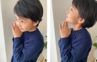 手を合わせて、サンタさんへのお願いポーズ！ かわいらしくも凛とした、少し大人びた表情。