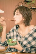 紅ゆずる写真集「悪い女 A BAD WOMAN」より。