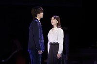 舞台「イヴの時間」より。