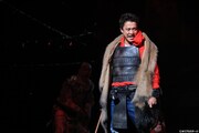 彩の国シェイクスピア・シリーズ「ジョン王」より。(撮影:宮川舞子)
