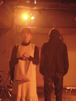 ぺぺぺの会 ぶいの「ぺ」公演「斗起夫 -2031年、東京、都市についての物語-」より。（撮影：日野敦友）