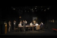 劇団東京乾電池公演「十二人の怒れる男」より。