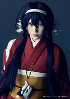 桑江咲菜扮する泉鏡花。