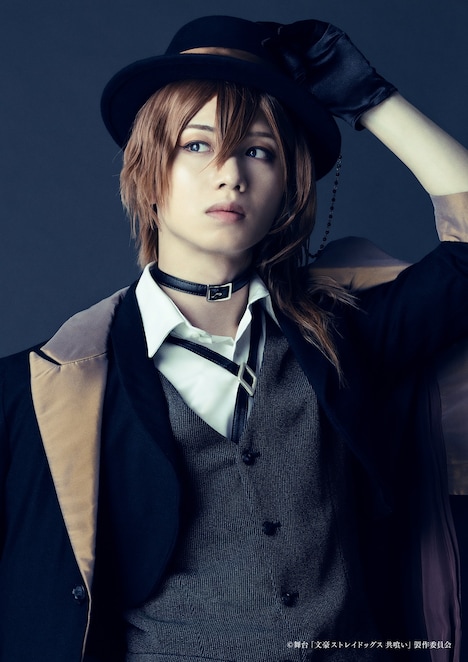 植田圭輔扮する中原中也。