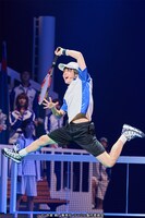 「ミュージカル『テニスの王子様』4thシーズン 青学（せいがく）vs氷帝」より。