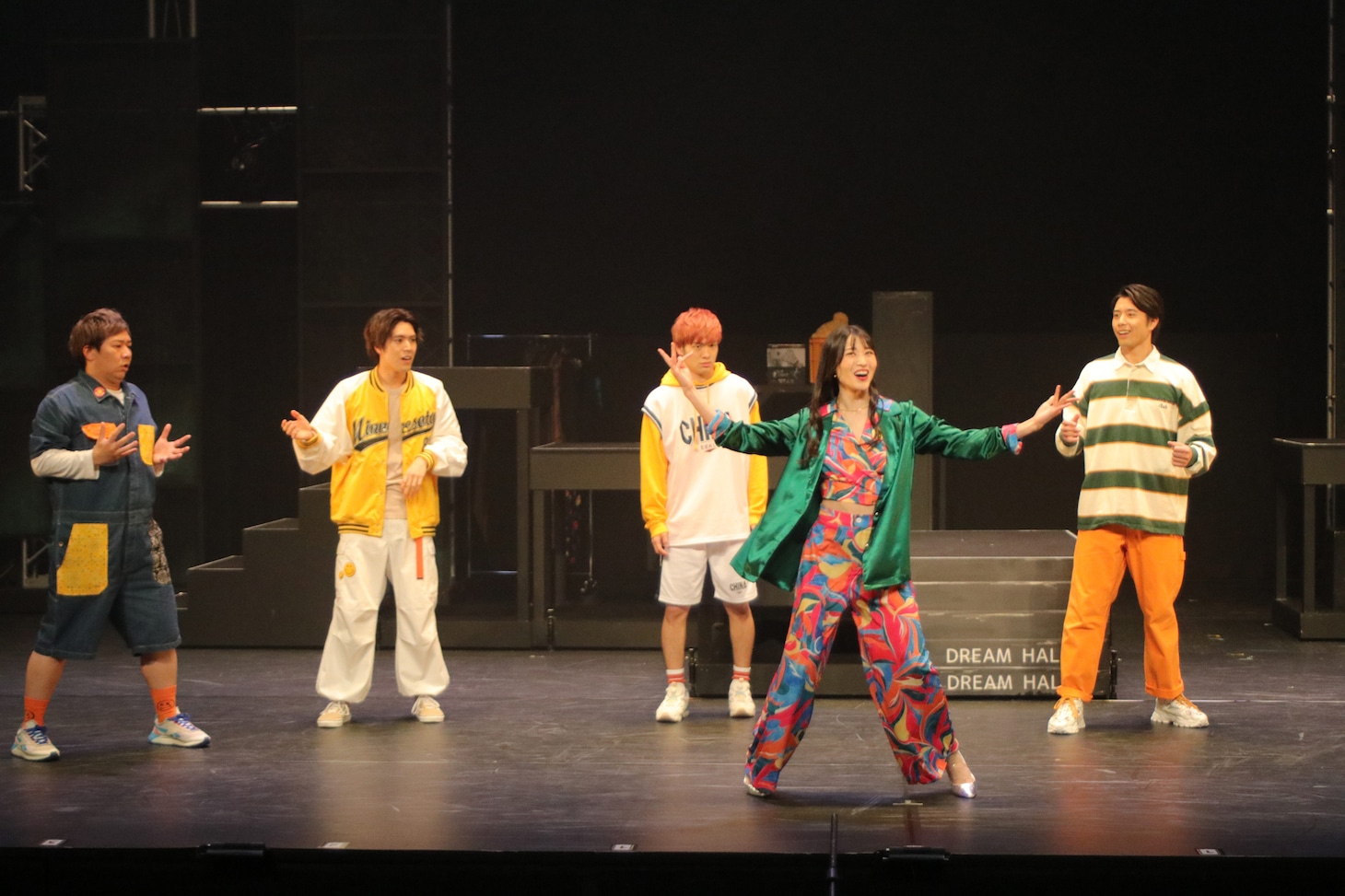 30-DELUX×KoRocK「スペースウォーズ2023 feat. BOYS AND MEN」より。