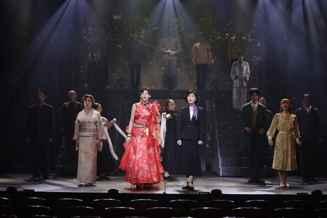 日中合作 音楽劇「李香蘭-花と華-」日中国交正常化50周年・日中平和友好条約45周年記念公演より。