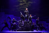 ミュージカル「キングアーサー」より。（撮影：田中亜紀）