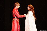 ミュージカル「キングアーサー」より。（撮影：田中亜紀）