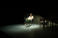 ほろびて「あでな／／いある」より。（撮影：渡邊綾人）