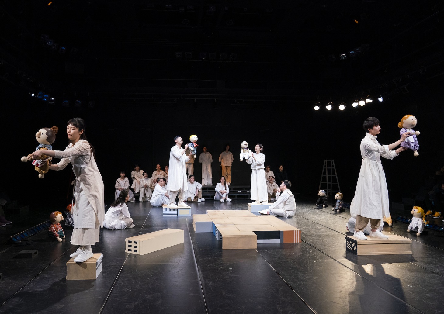 東京演劇道場 第二回公演「わが町」より。（撮影：引地信彦）