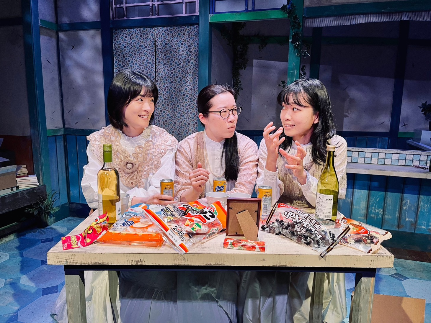T-works「三文姉妹」より。