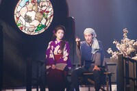 パルコ・プロデュース2022 舞台「桜文」より。（撮影：御堂義乘）