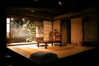 チーズtheater プロデュース公演「海と日傘」より。