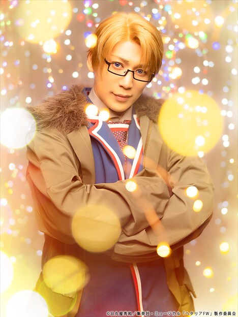 磯貝龍乎扮するアメリカ。