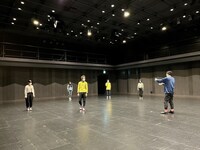 「文化センターの危機」稽古の様子。（提供：ロームシアター京都）