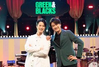 左から田代万里生、井上芳雄。