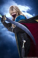 新田健太扮するリズヴァーン（再縁）。