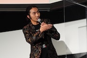 郷本直也