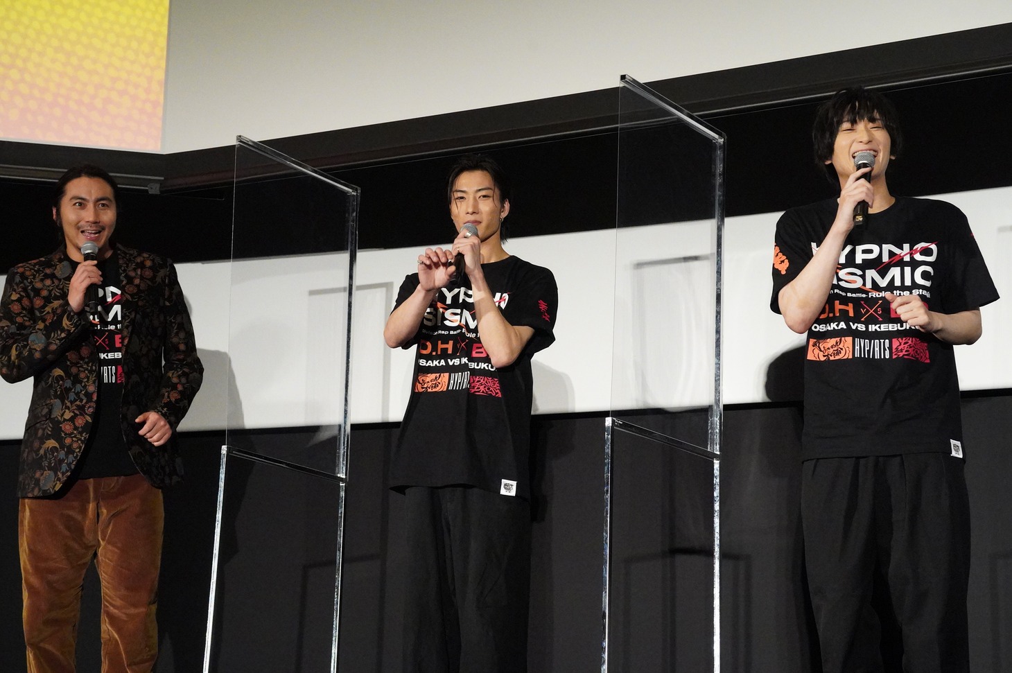 「『ヒプノシスマイク -Division Rap Battle-』Rule the Stage《どついたれ本舗 VS Buster Bros!!!》-Cinema Edit-」公開記念舞台挨拶より。