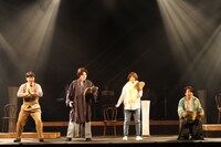 朗読劇「武士とジェントルマン」より。（撮影：曳野若菜）