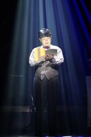 朗読劇「武士とジェントルマン」より。（撮影：曳野若菜）