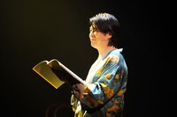 朗読劇「武士とジェントルマン」より。（撮影：曳野若菜）